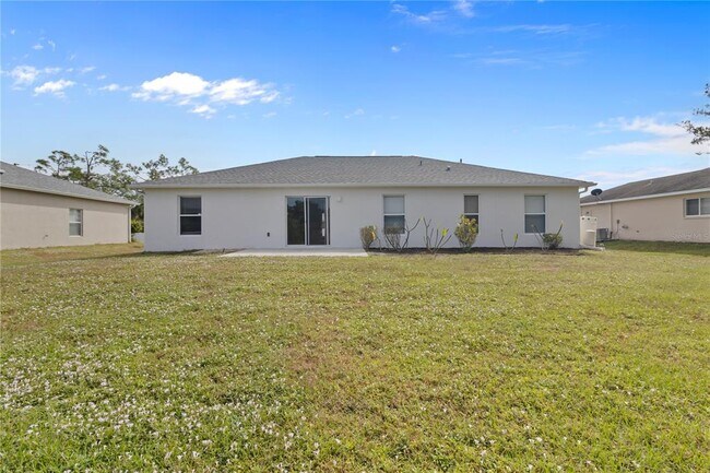 Building Photo - 3633 Point St