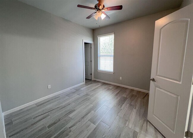 Building Photo - 13601 Cobblestone Curve Rd