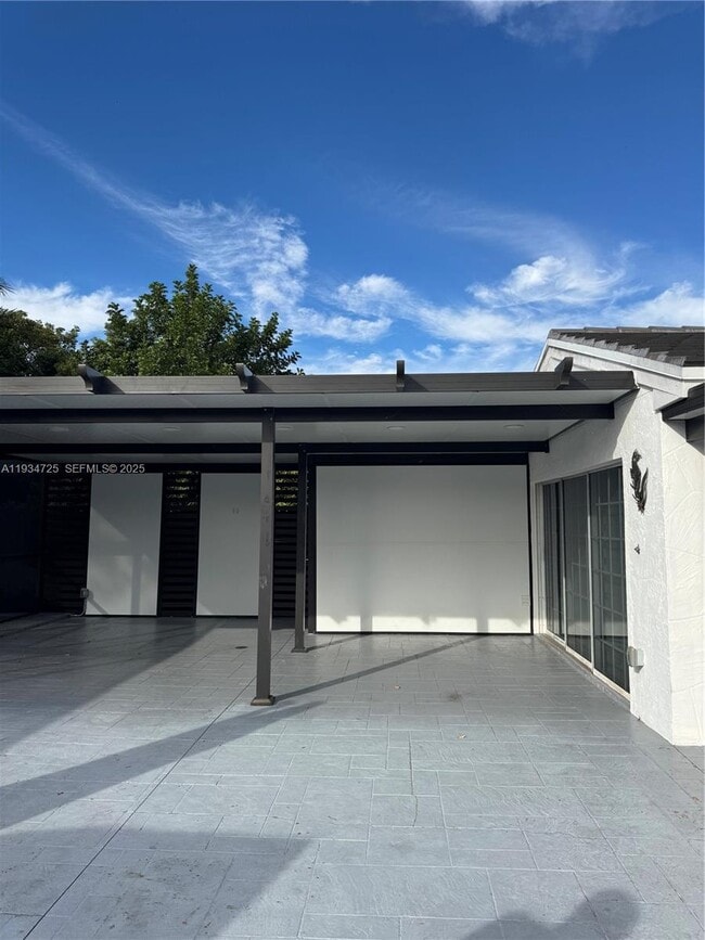 Building Photo - 17324 NW 63rd Ave