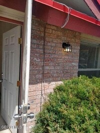 Building Photo - 11395 Lake Erie Dr
