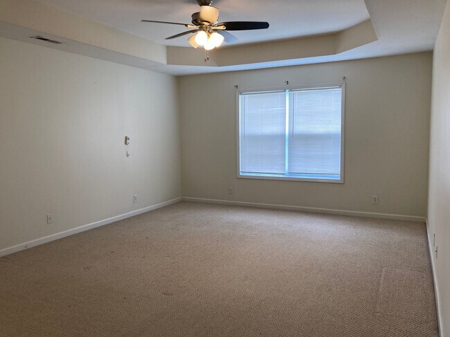 Building Photo - 2566 Leprechaun Ln