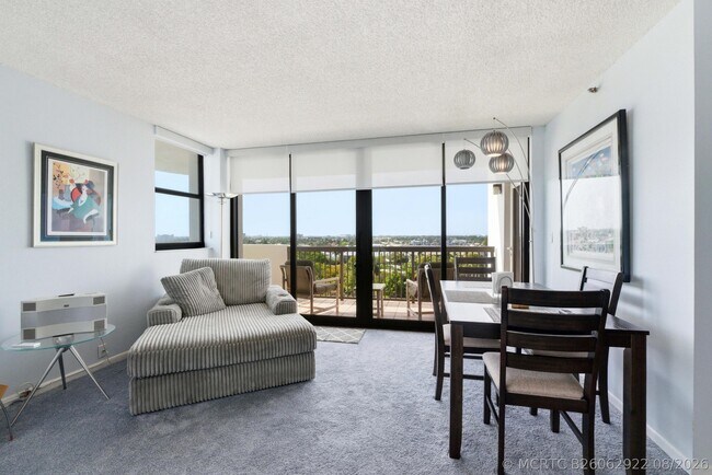 Building Photo - 1361 S Ocean Blvd