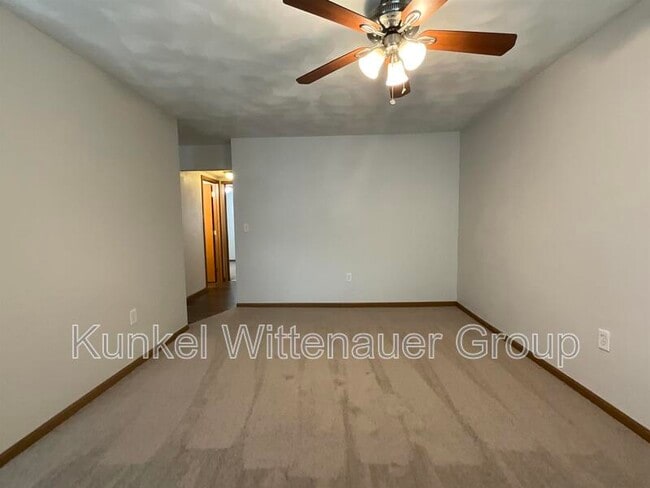 Building Photo - 1808 Jamestown Rd
