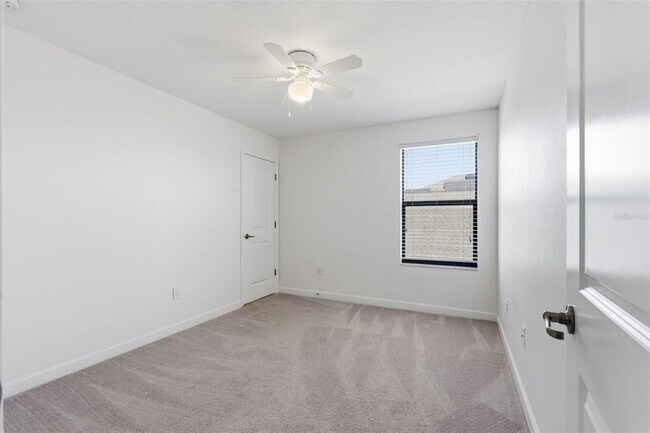 Building Photo - 11014 Little Blue Heron Dr