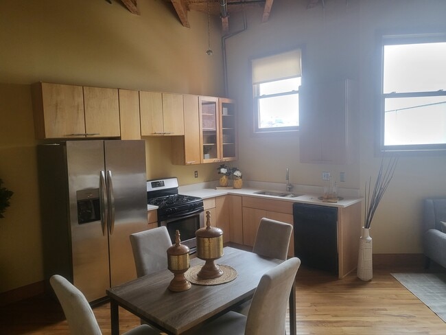 Leland Loft - Hendrie Lofts
