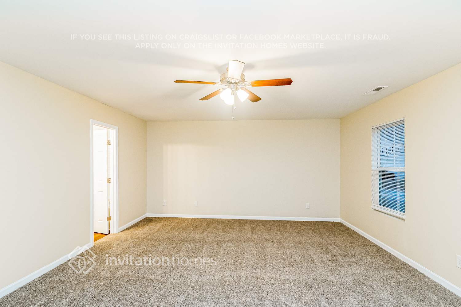 Building Photo - 120 Woodcreek Ln