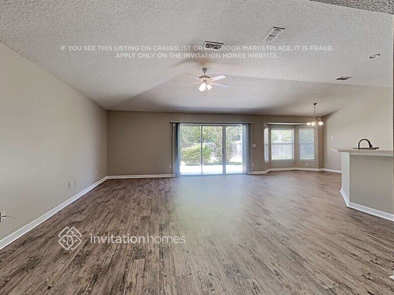 Building Photo - 8627 Stanmoor Ct