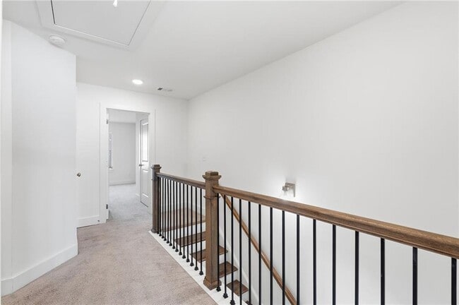 Building Photo - 6413 Shalks Xing Dr