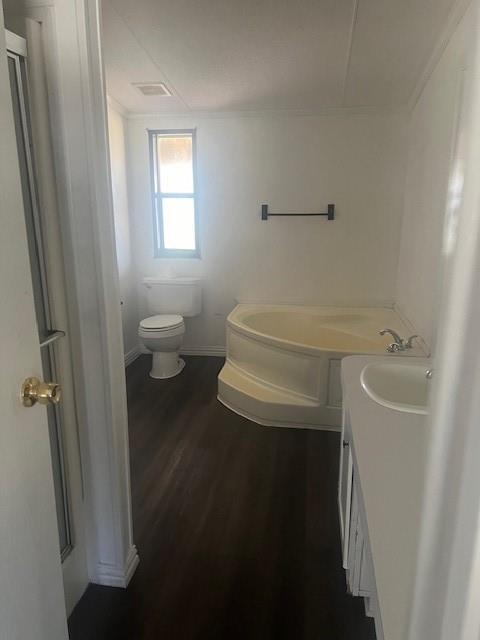 Building Photo - 21611 Island Lake Loop W