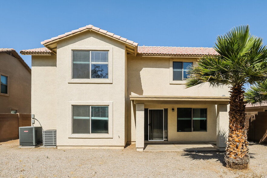 Building Photo - 8623 N 68th Dr