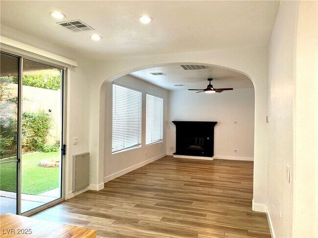 Building Photo - 539 Moses Lake Ct