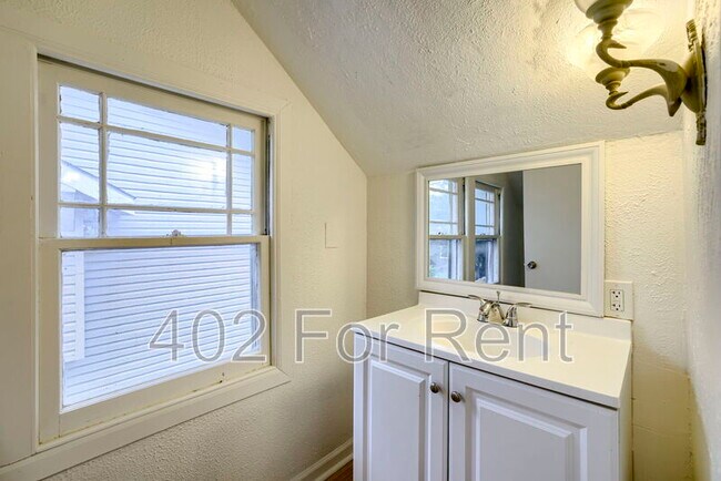 Building Photo - 2516 N 48th St