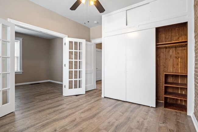 Building Photo - For the Big Dawgs