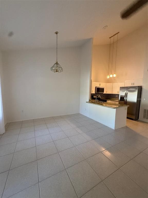 Building Photo - 992 Stucki Terrace