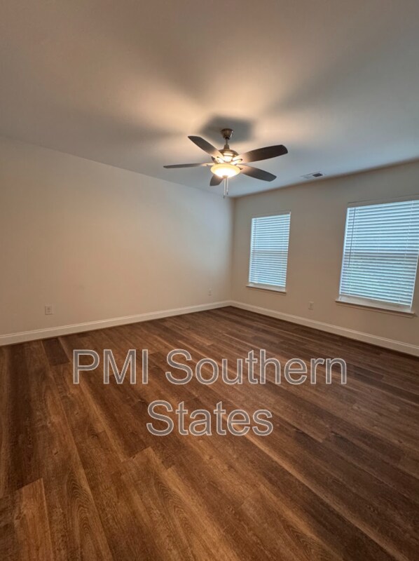 Building Photo - 407 Albus Dr