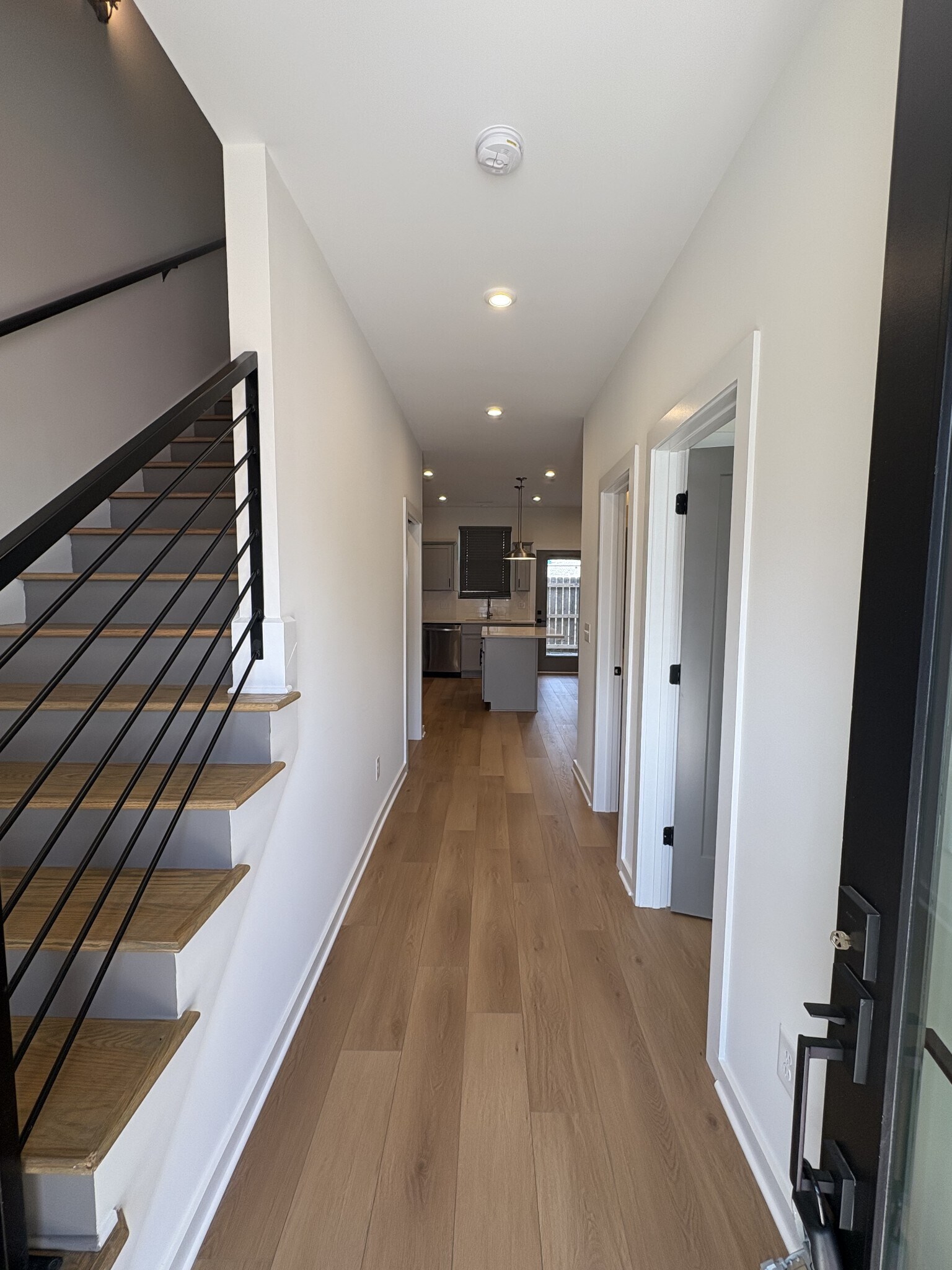 Building Photo - 628 Wallace Ct