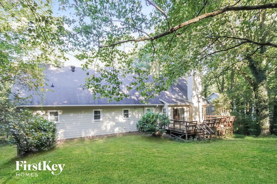 Building Photo - 4927 Castlewood Dr SW
