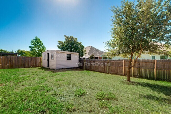 Building Photo - 517 Misty Mountain Dr