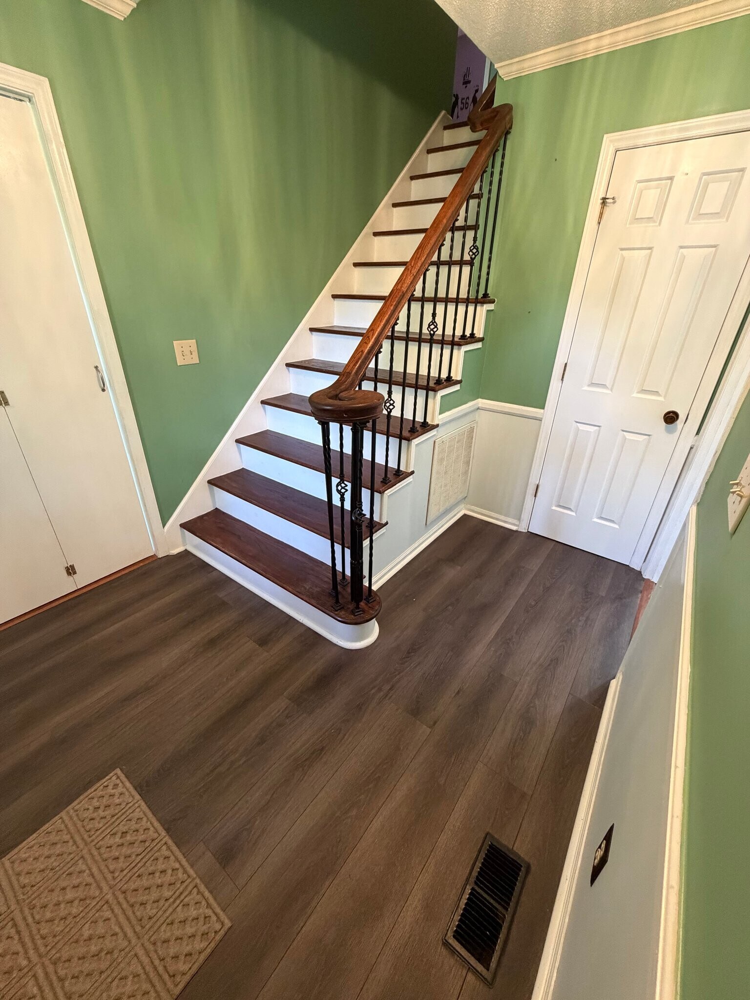 Building Photo - 3246 Woodside Ave