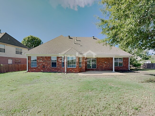 Building Photo - 3178 Stonehenge Drive
