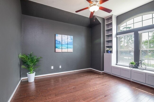Building Photo - 14014 Sand Ridge Crossing