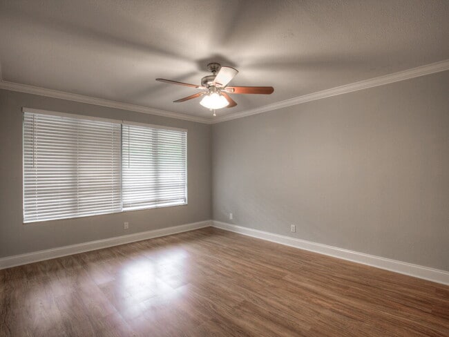 Building Photo - 8741 Cleary Blvd