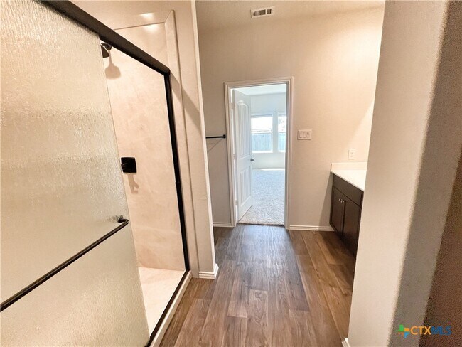 Building Photo - 940 Chachalaca Ct