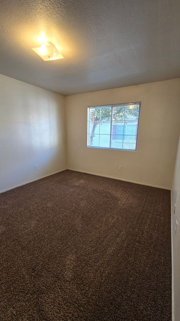Building Photo - 8105 Pebble Cove Ct