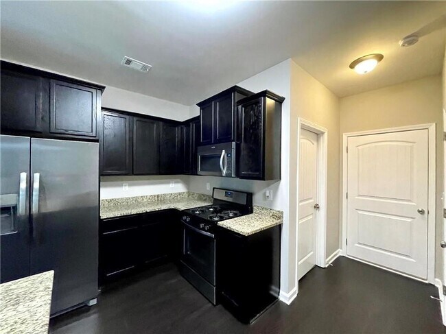 Building Photo - 6926 Golden Bud Ln