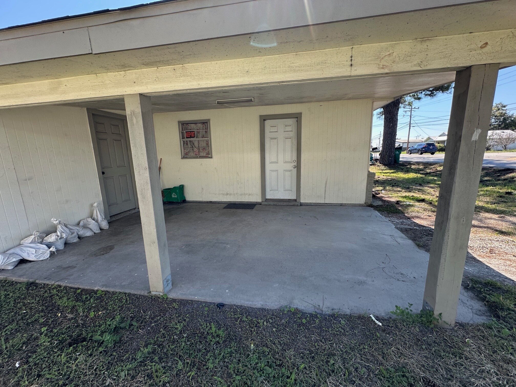 Building Photo - 4689 Highway 1