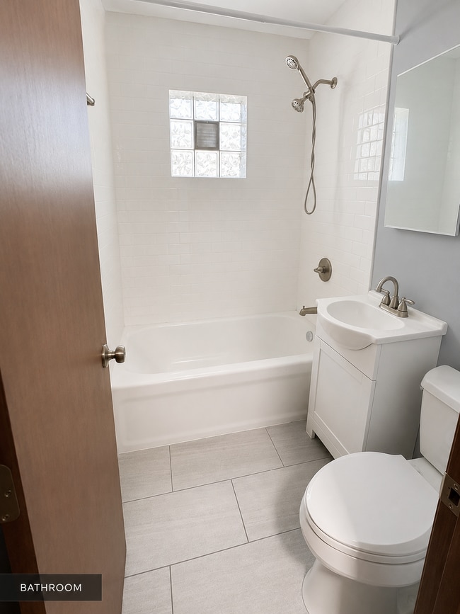 Building Photo - 1-Bedroom Apartment with Reserved Parking – Unit 8