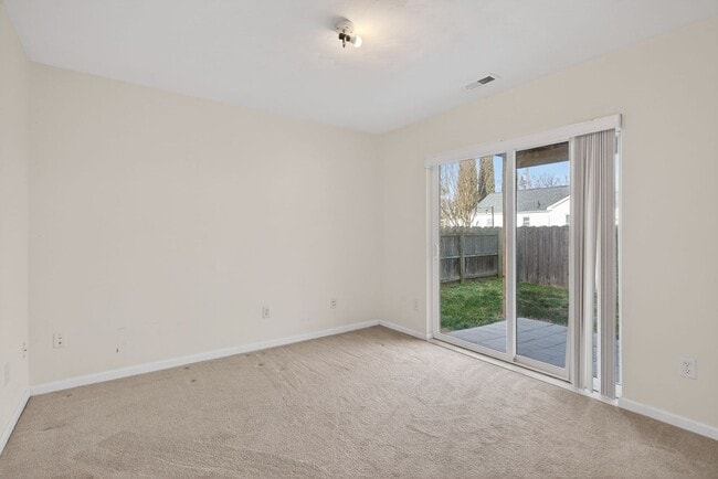 Building Photo - Chesapeake Beach