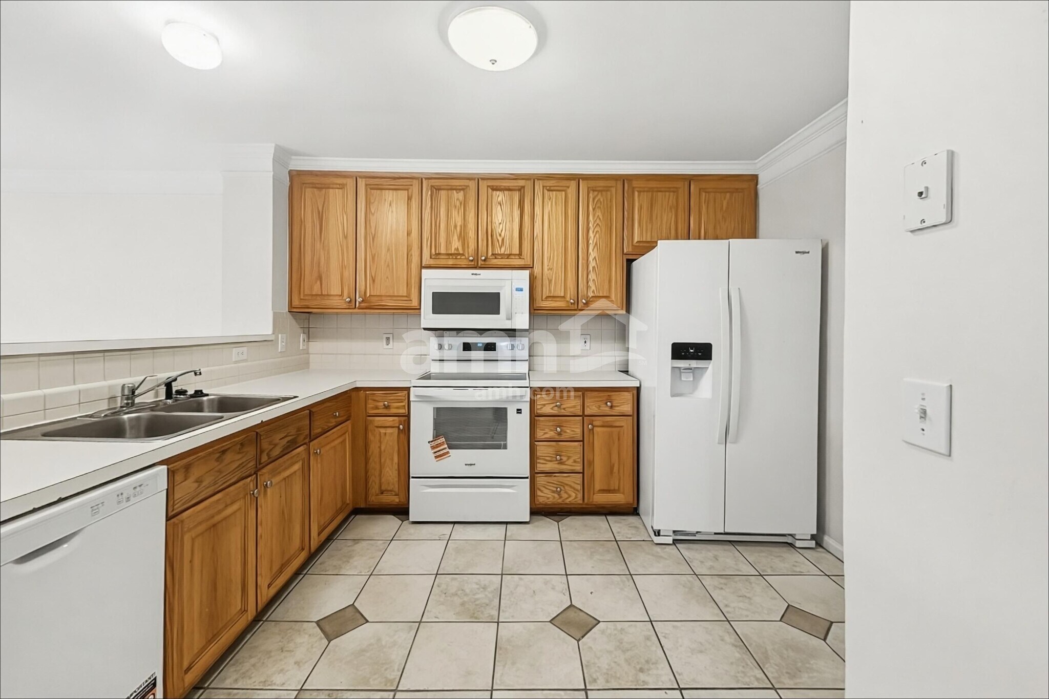 Building Photo - 4601 Heritage Woods Dr
