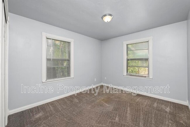 Building Photo - 215 N 100 E