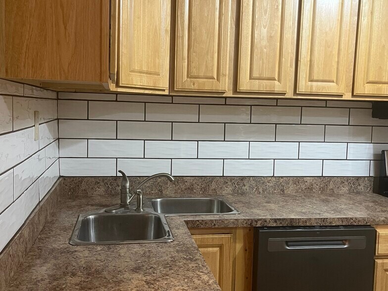 double stainless steel sink - 7619 S Phillips Ave