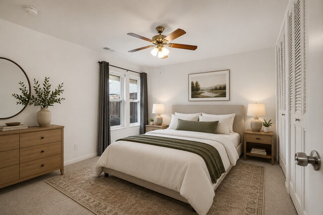 Building Photo - $2,045.95 with $300 Off the first month's rent, 2 Beds - 1 Bath, Townhouse in Greenwood Village w...