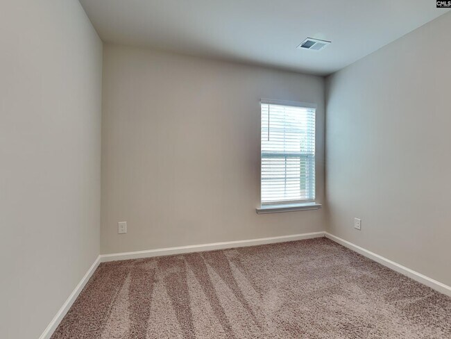 Building Photo - 610 Belmont Red Ln