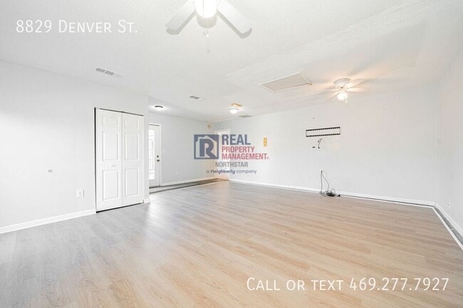 Building Photo - 8829 Denver St