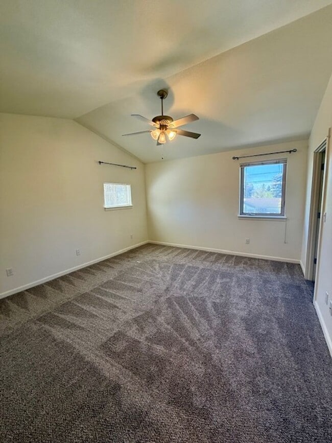 Building Photo - Lovely Corner Lot 3 Bedroom home with Land...