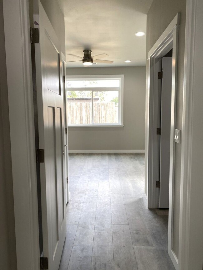 Building Photo - 2026 New Home in Dallesport