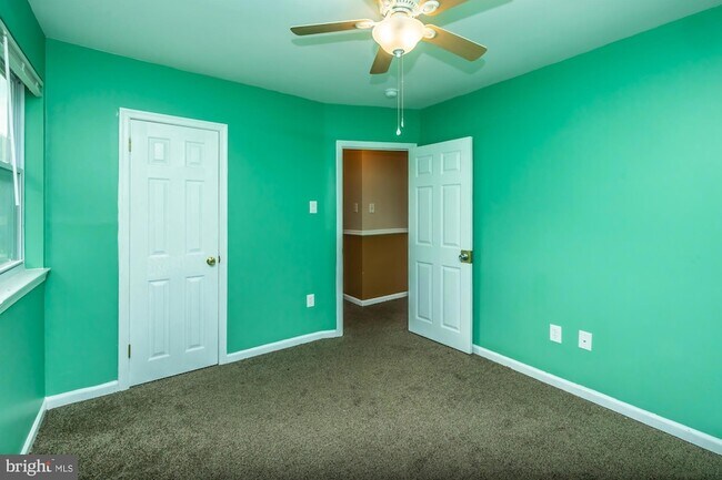 Building Photo - 3204 Norma Dr