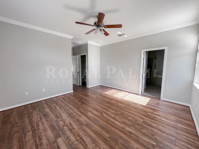Building Photo - Spacious 4 Bedroom Home for Rent in Fort Myers!