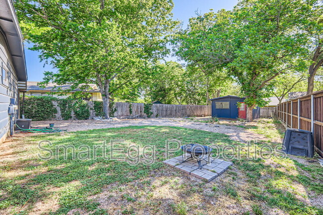 Building Photo - 5113 Greenheart Dr