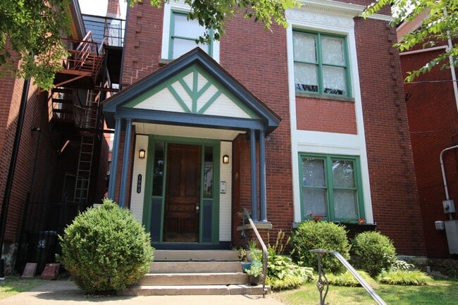 Primary Photo - 1003 S 1st St
