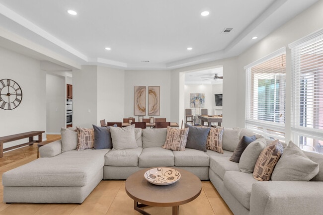 Building Photo - 81715 Charismatic Way