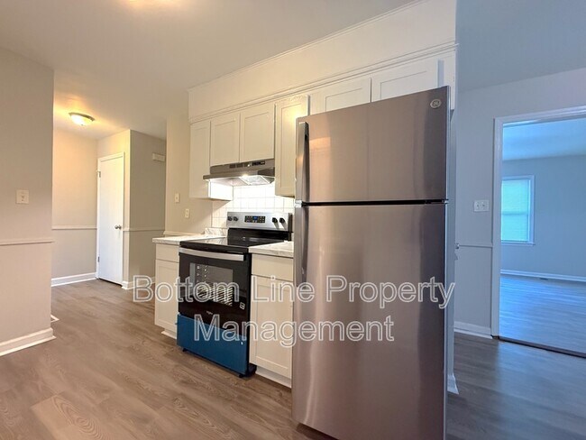 Building Photo - 3315 Wiseman Dr