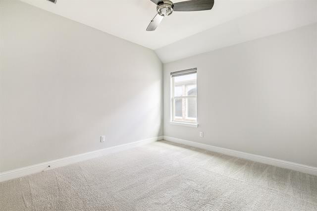 Building Photo - 17652 Sequoia Dr
