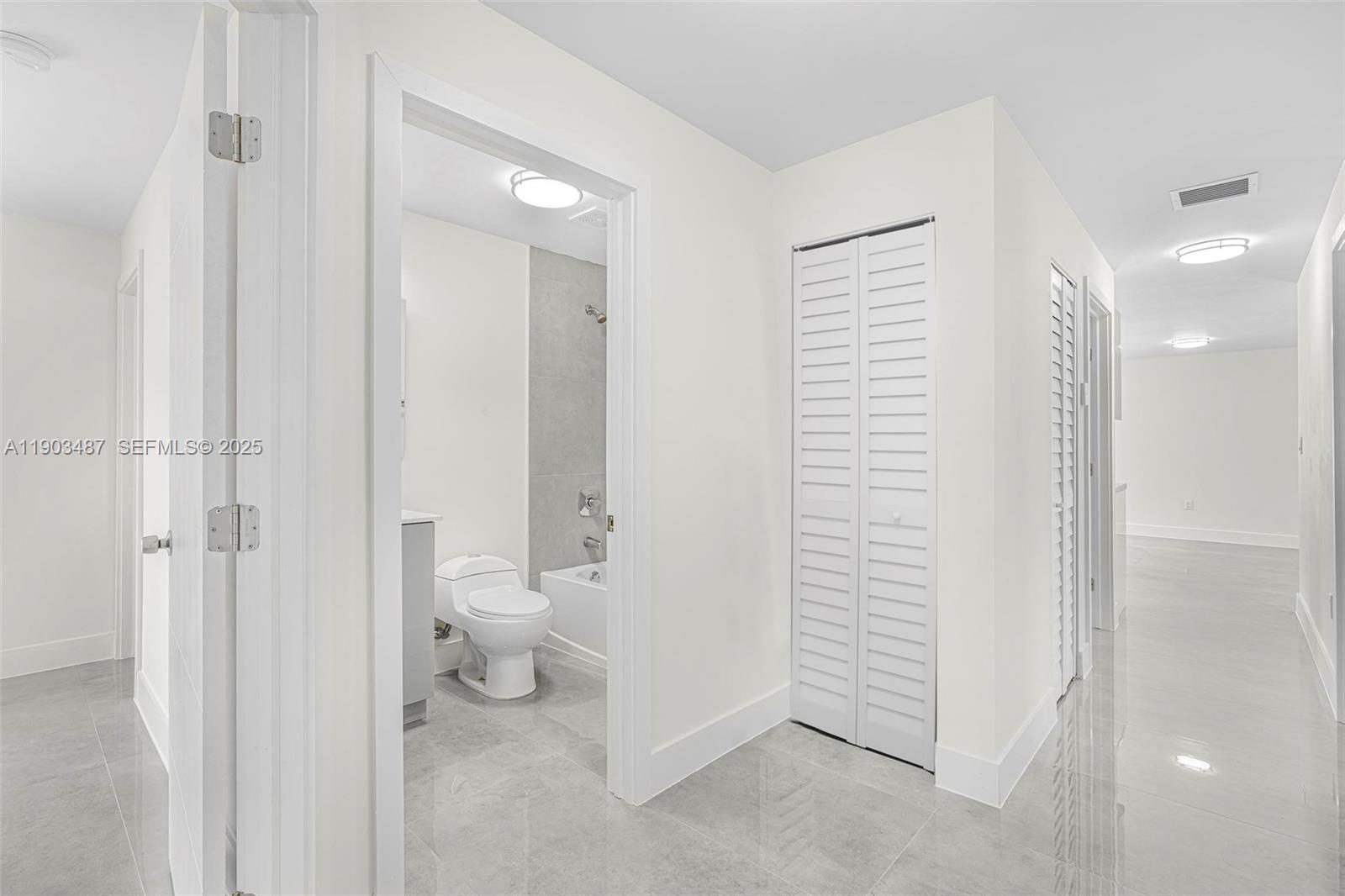 Building Photo - 933 NW 50th St