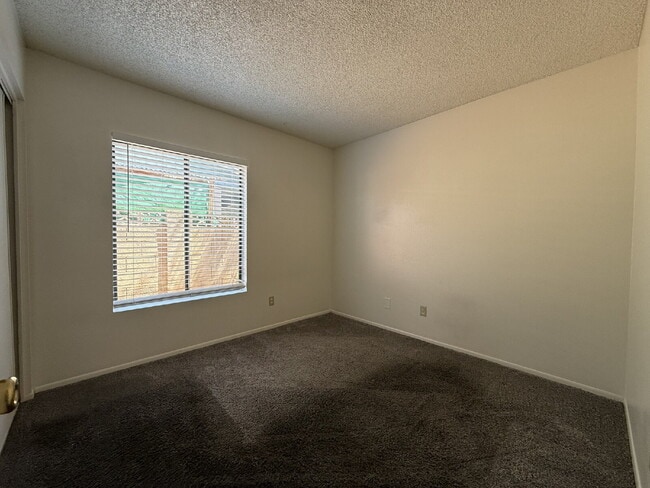 Building Photo - "Charming 4-Bedroom Haven with 2 Baths in ...