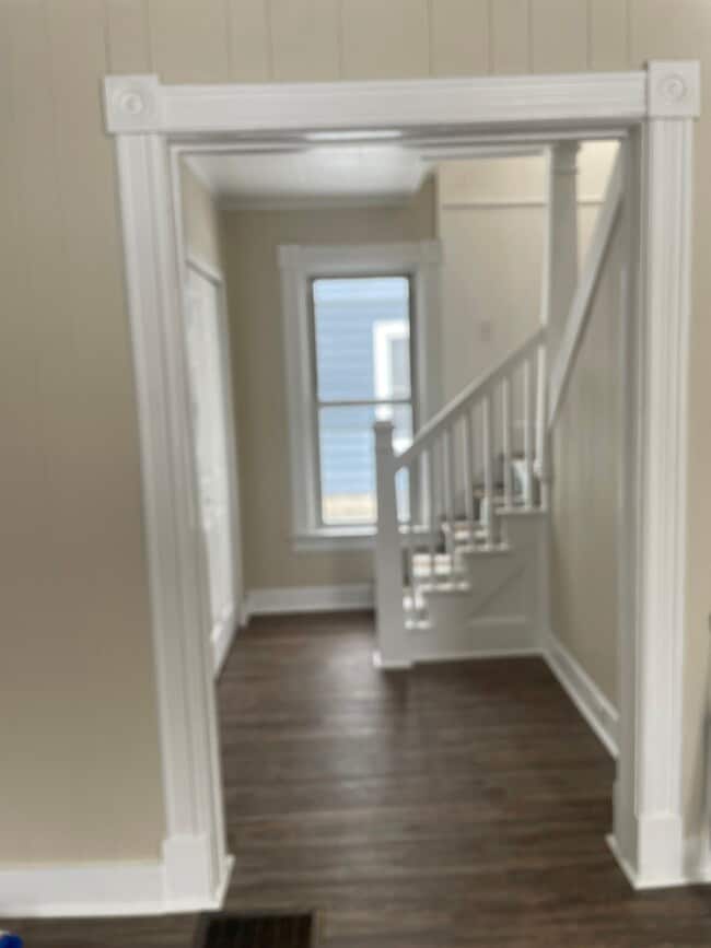 Building Photo - 242 N Hamilton St